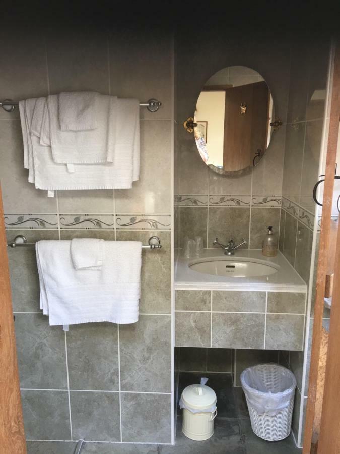 Bumble Cottage B&B Stradbroke Esterno foto