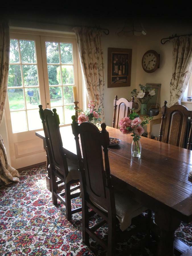 Bumble Cottage B&B Stradbroke Esterno foto