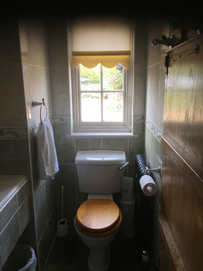 Bumble Cottage B&B Stradbroke Esterno foto